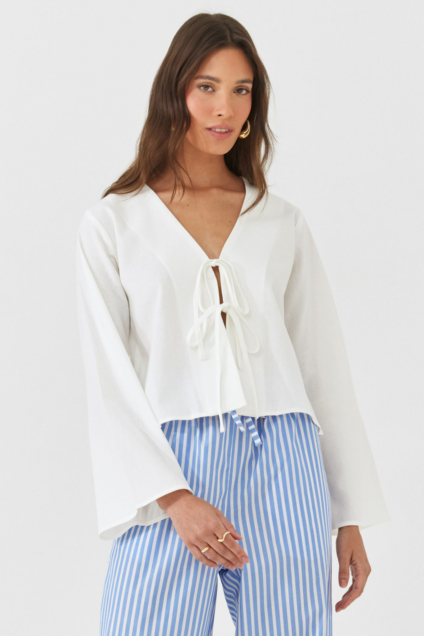 Camisa com Amarração  Off White