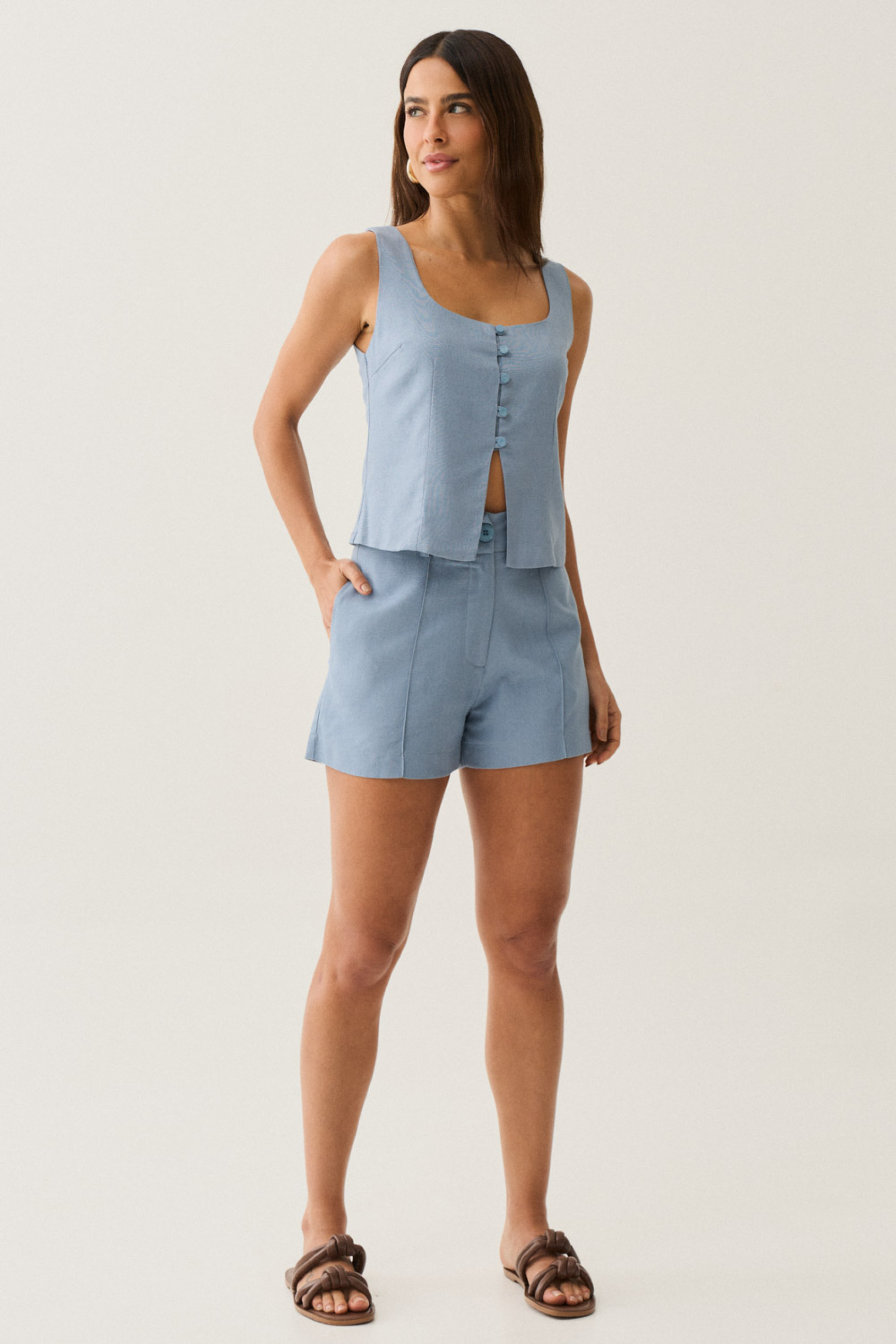 Shorts Botão Linho Celine Azul