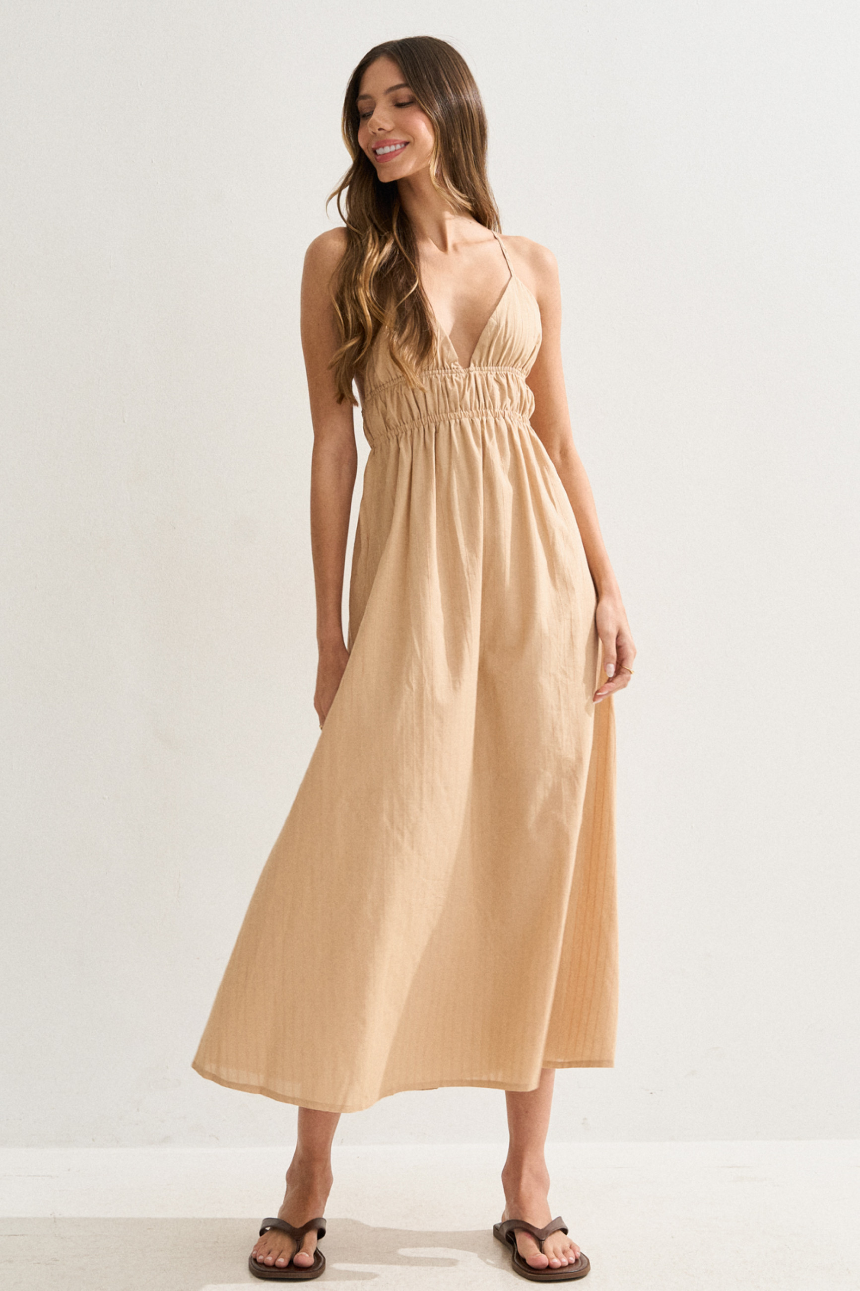 Vestido Midi Olivia Bege