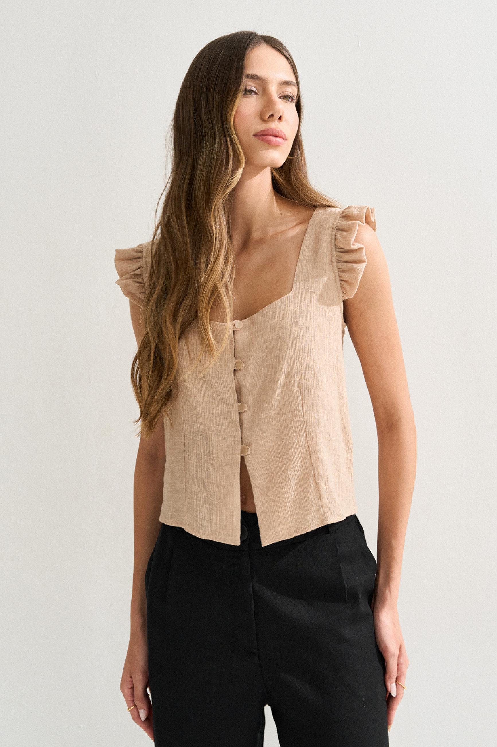 Blusa Babado Gaby Bege