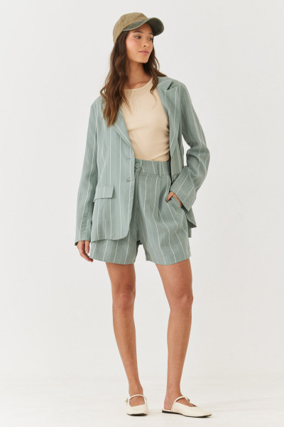 Shorts Listrado Alfaiataria Verde Deb