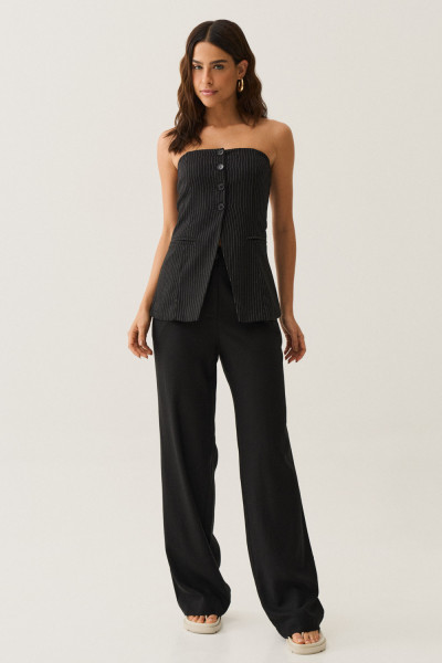 Top com Botão Ivy Preto