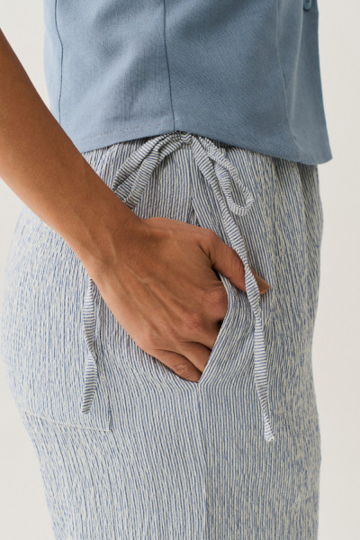 Calça Kiara Listrada Amarração Lateral Azul