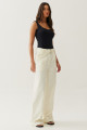 Calça Reta com Cinto de Fivela Off White