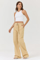 Calça Reta com Cinto de Fivela Bege